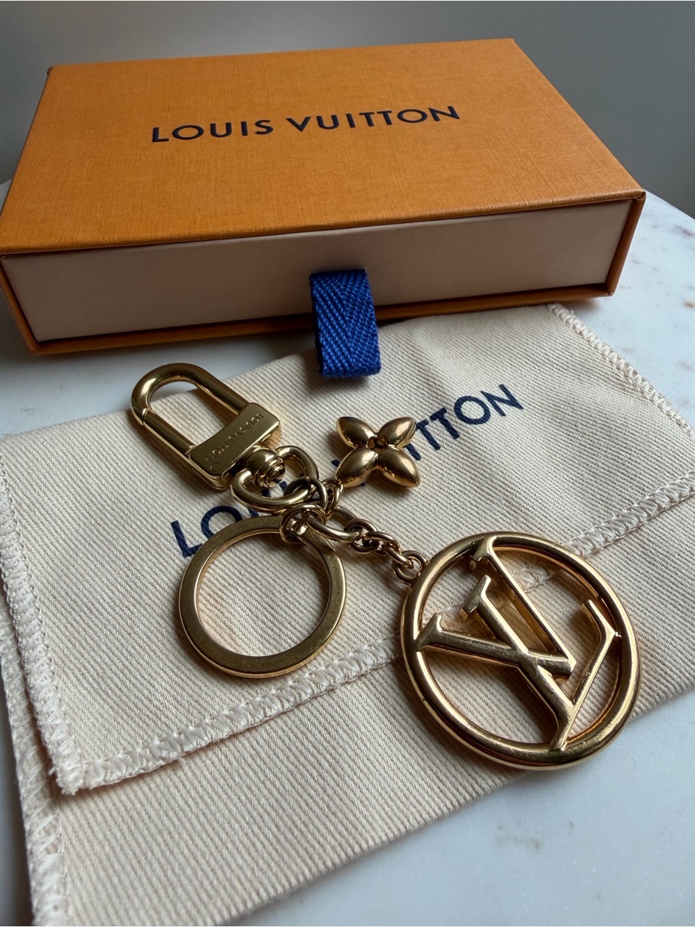 Louis Vuitton Gold-tone LV Circle Keyring with Monogram Flower